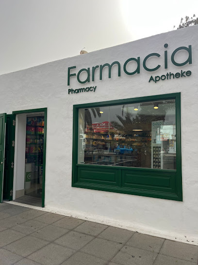 farmacia-pueblo-marinero-farmacia-bruna-becerra-costa-teguise-lanzarote-clublanzarote