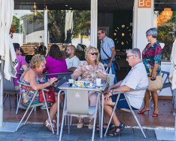 adictos-coffe-and-brunch-playa-honda-lanzarote