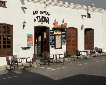 bar-cafetería-la-tahona-teguise-lanzarote