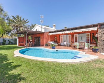 bayside-evergreen-house-serenity-oasis-garden-costa-teguise