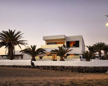 casa-botavara-playa-honda-lanzarote