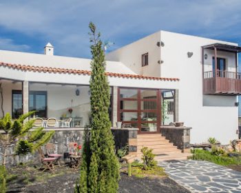casa-mar-de-lava-masdache-lanzarote-clublanzarote