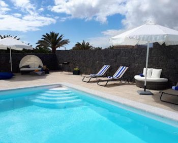 casa-volcanes-costa-teguise-lanzarote