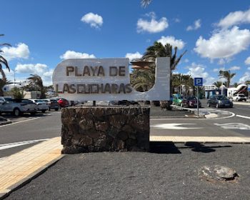 centro-comercial-las-cucharas-costa-teguise-lanzarote-clublanzarote