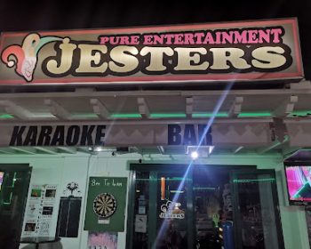 jesters-international-karaoke-bar-lanzarote-clublanzarote