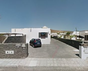 julan-del-toro-playa-blanca-lanzarote