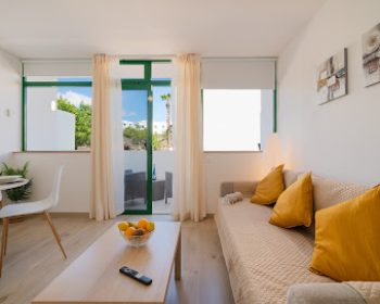 lanzahost-carmenes-comfort-costa-teguise-lanzarote
