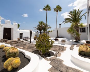 las-pergolas-villa-rural-tias-lanzarote-clublanzarote