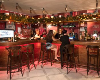 night-club-55-costa-teguise-lanzarote-clublanzarote-escorts-gentelmen-2