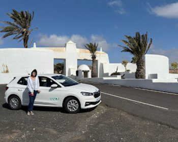plus-car-las-cucharas-costa-teguise-lanzarote